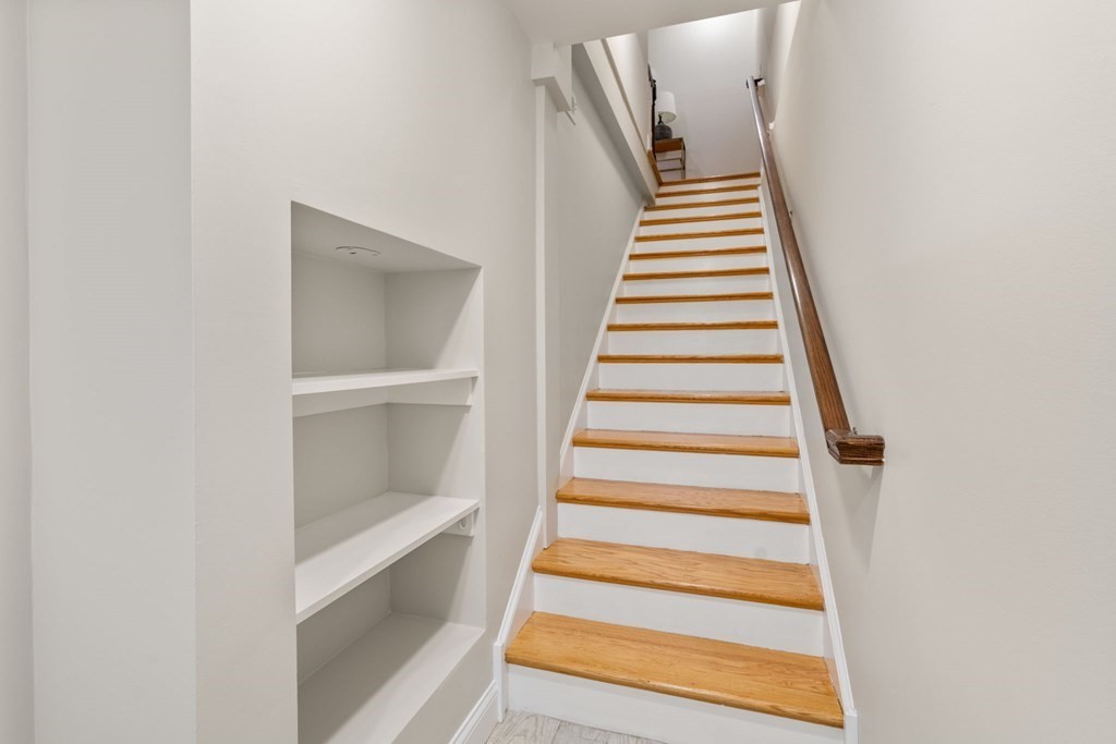 375 Border Street, Unit 375 Boston, MA 02128 - Photo 24 of 34 a view of entryway and hall