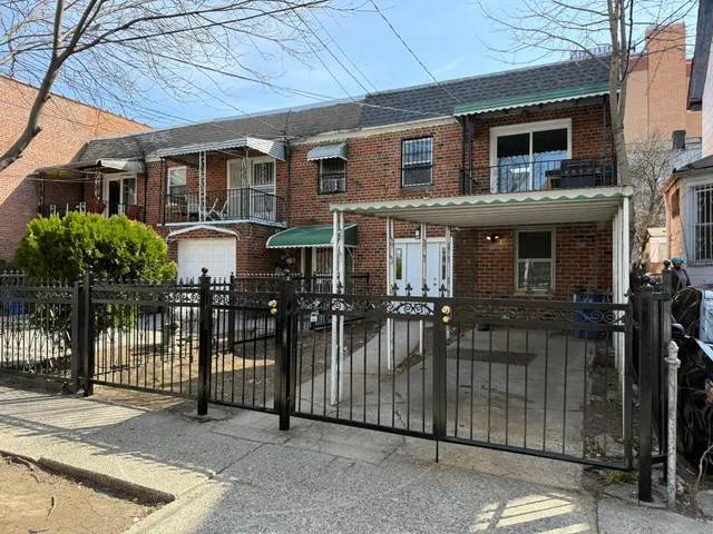 $700,000 | 3978 Carpenter Avenue | Wakefield