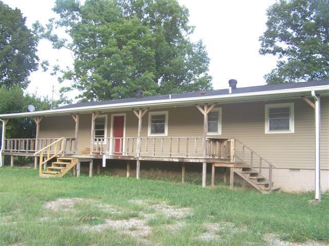 185 Stevenson Circle Tennessee Ridge, TN 37178 - Photo 2 of 9 Gallery Image 2