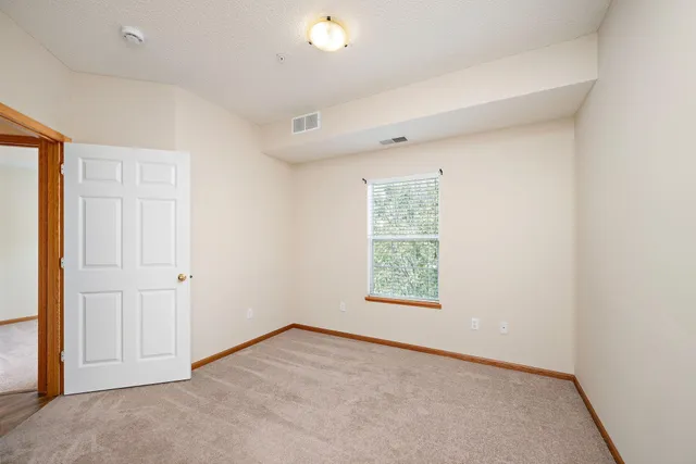 $269,900 | 12727 College View Drive, Unit 203, Eden Prairie, MN 55347