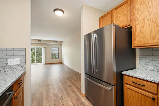 $269,900 | 12727 College View Drive, Unit 203, Eden Prairie, MN 55347