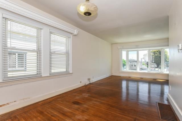 374 Rio Verde Street Daly City, CA 94014 - Photo 4 of 22 Gallery Image 4