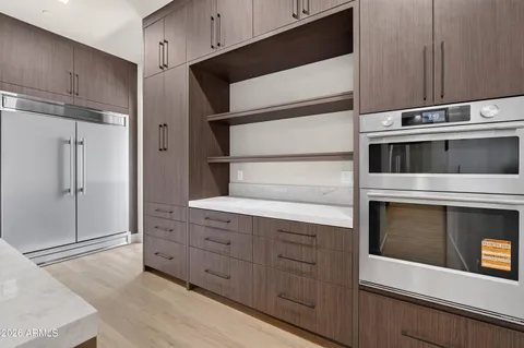 $4,800,000 | 7615 North 22nd Place, Phoenix, AZ 85020