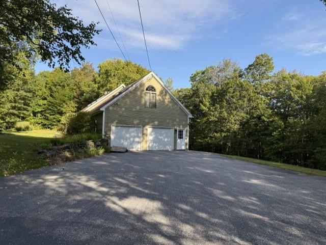 153 Youngs Hill Road Sunapee, NH 03782 - Photo 2 of 17 Gallery Image 2