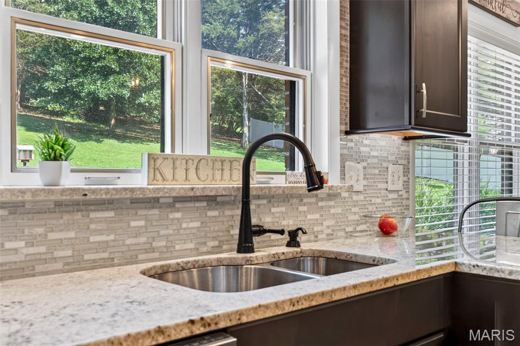 2710 Wild Valley Drive High Ridge, MO 63049 - Photo 31 of 79