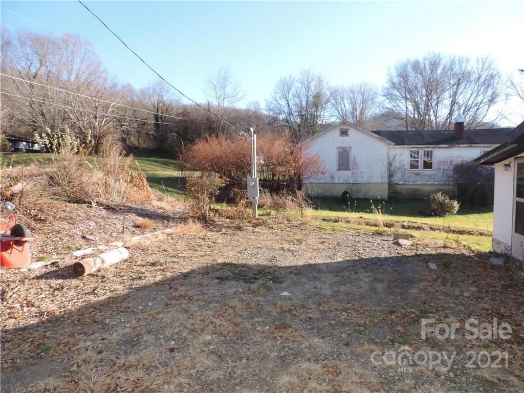 624 Coffee Branch Road Canton, NC 28716 - Photo 14 of 17