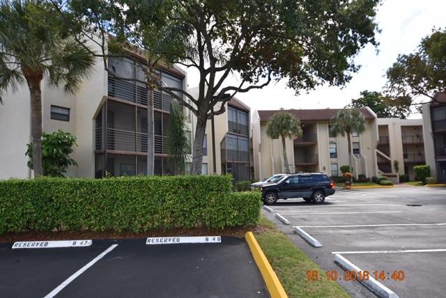 7750 West McNab Road, Unit 319 Tamarac, FL 33321 - Photo 2 of 10 DSC_0441