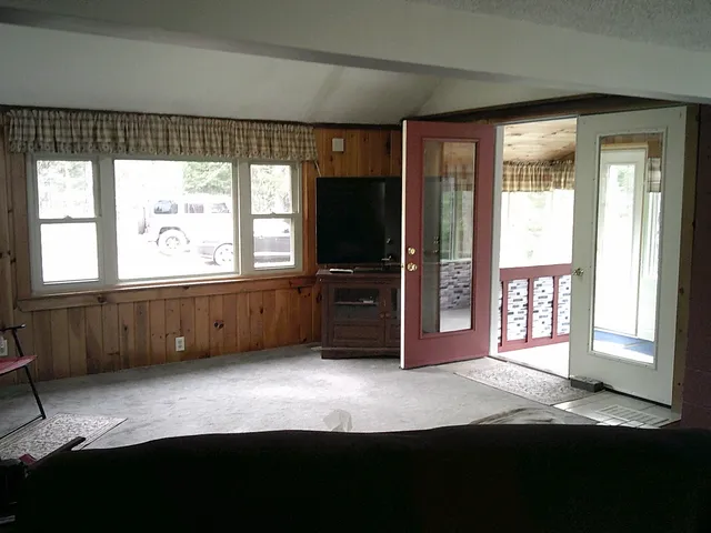 $280,000 | 35 McIntire Road, Waterford, ME 04088