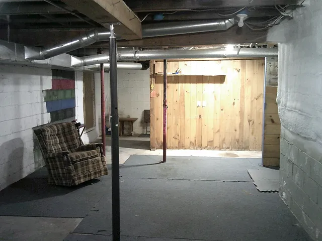 $280,000 | 35 McIntire Road, Waterford, ME 04088