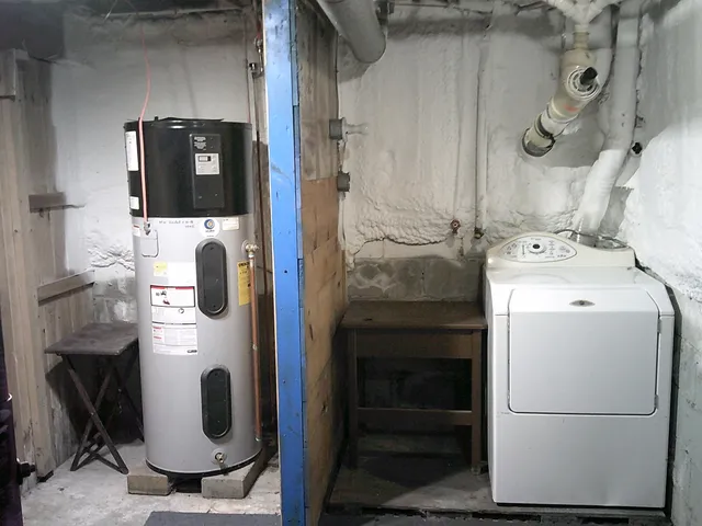 $280,000 | 35 McIntire Road, Waterford, ME 04088