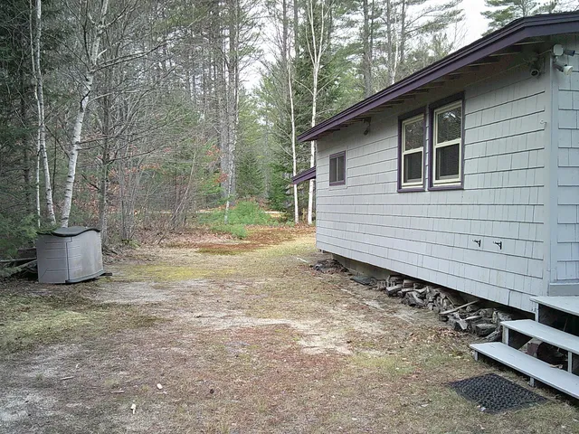 $280,000 | 35 McIntire Road, Waterford, ME 04088
