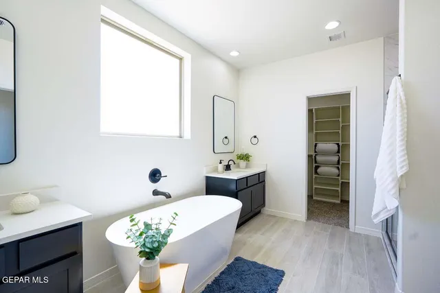 $349,950 | 208 Playa Vista Street, Horizon City, TX 79928