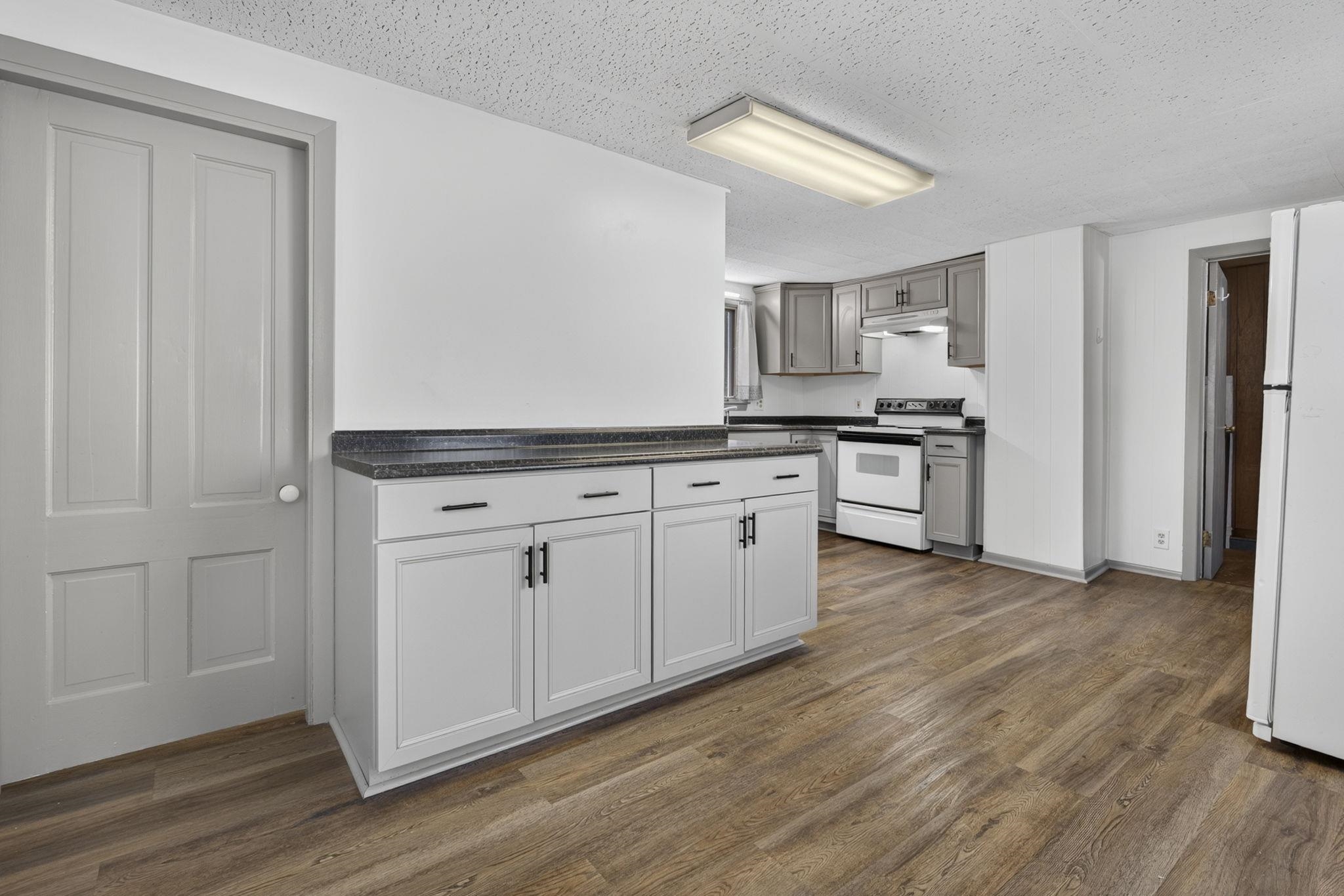 30 Maple Street Rochester, NH 03867 - Photo 4 of 48 Gallery Image 4