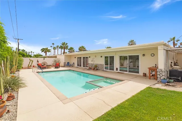 $699,900 | 74300 Velardo Drive, Palm Desert, CA 92260