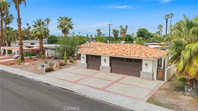 $699,900 | 74300 Velardo Drive, Palm Desert, CA 92260
