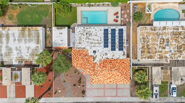 $699,900 | 74300 Velardo Drive, Palm Desert, CA 92260