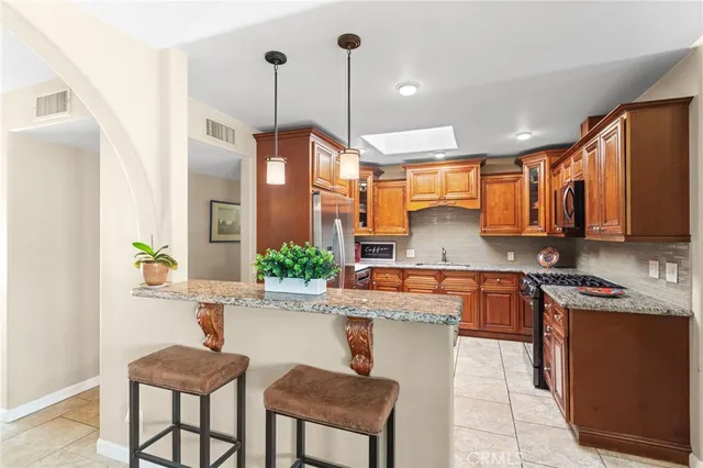 $699,900 | 74300 Velardo Drive, Palm Desert, CA 92260