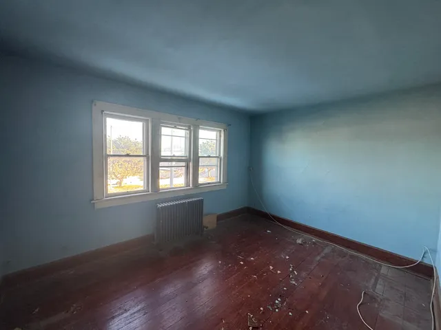 $129,900 | 6016 30th Avenue, Kenosha, WI 53142