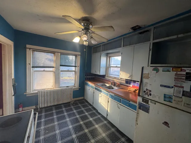 $127,900 | 6016 30th Avenue, Kenosha, WI 53142