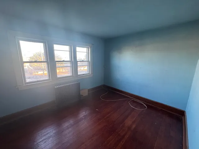 $127,900 | 6016 30th Avenue, Kenosha, WI 53142