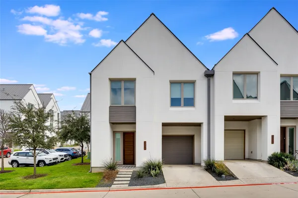 $899,900 | 3308 Cantwell Lane, Austin, TX 78746