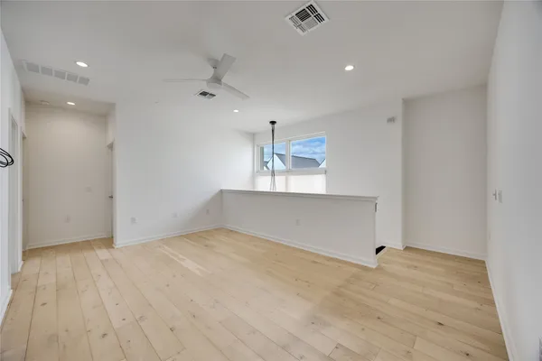 $899,900 | 3308 Cantwell Lane, Austin, TX 78746