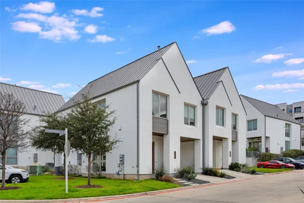 $899,900 | 3308 Cantwell Lane, Austin, TX 78746