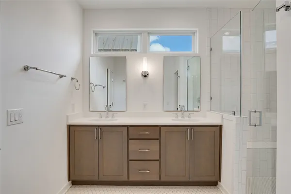 $899,900 | 3308 Cantwell Lane, Austin, TX 78746