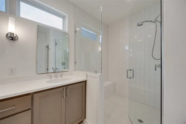 $899,900 | 3308 Cantwell Lane, Austin, TX 78746