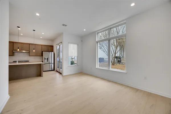 $899,900 | 3308 Cantwell Lane, Austin, TX 78746