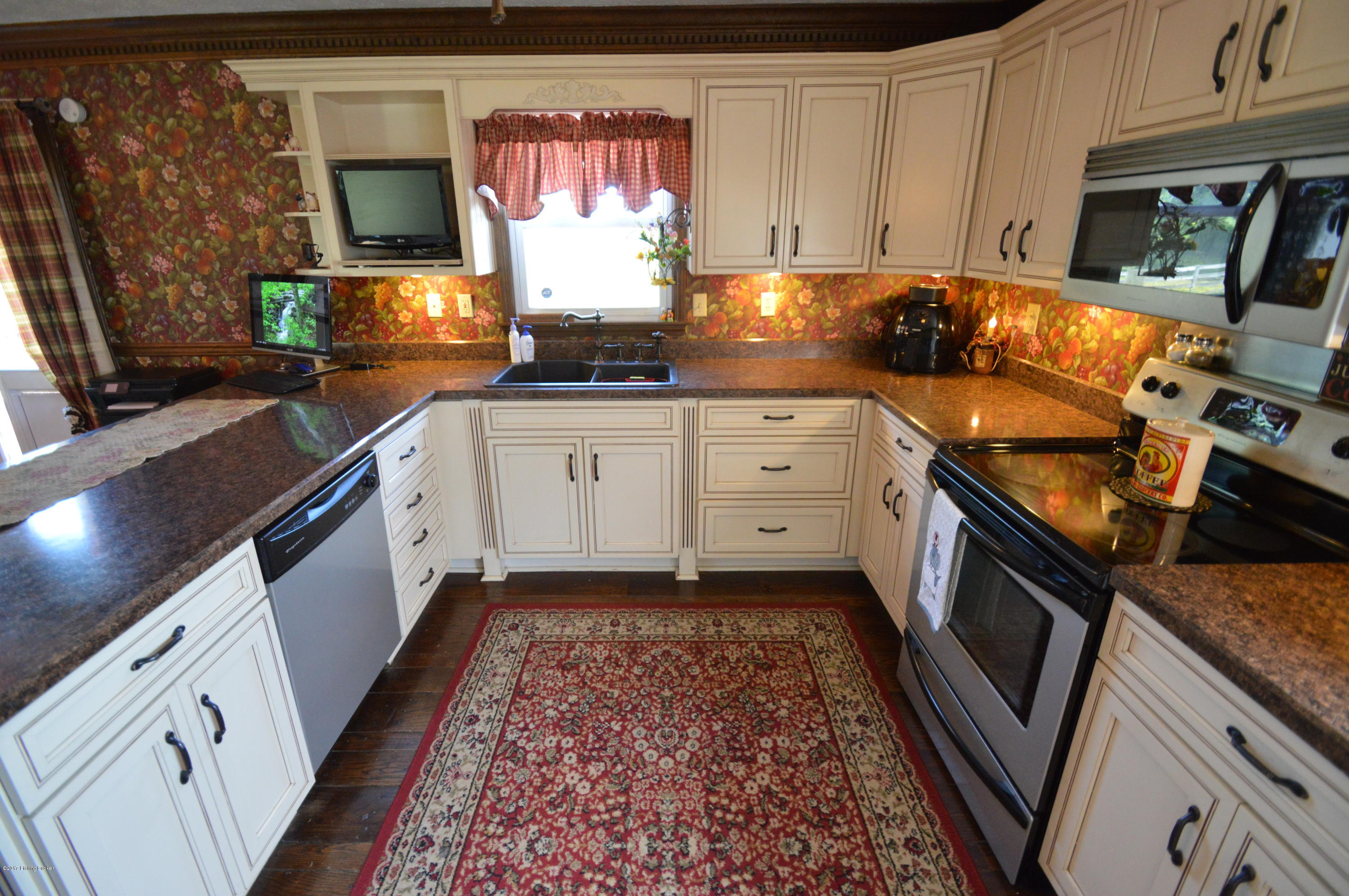 2795 Zoneton Road Shepherdsville, KY 40165 - Photo 29 of 105 DSC_1201
