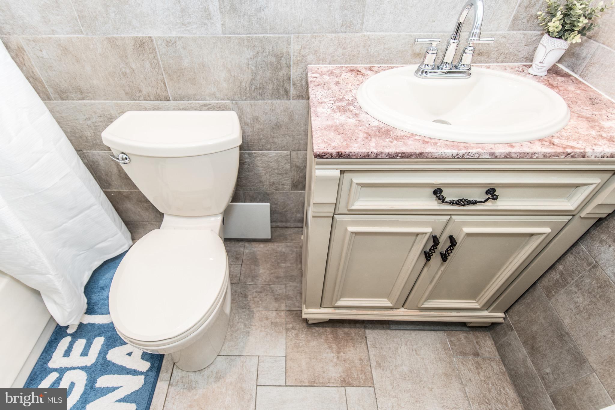 50301 Delaire Landing Road, Unit 301 Philadelphia, PA 19114 - Photo 18 of 31