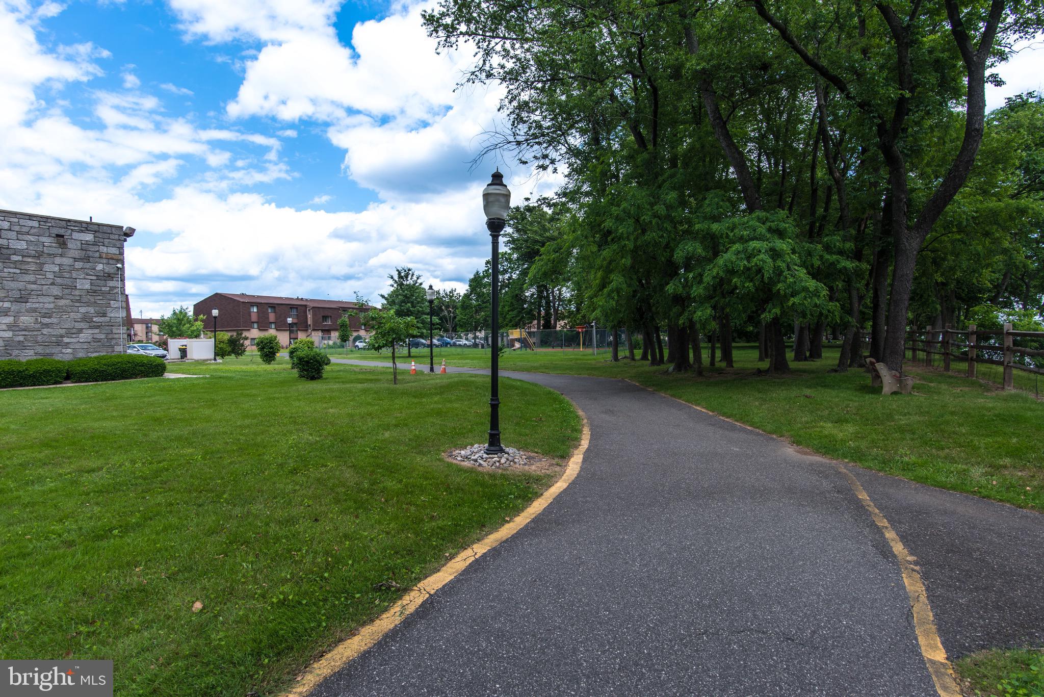 50301 Delaire Landing Road, Unit 301 Philadelphia, PA 19114 - Photo 29 of 31