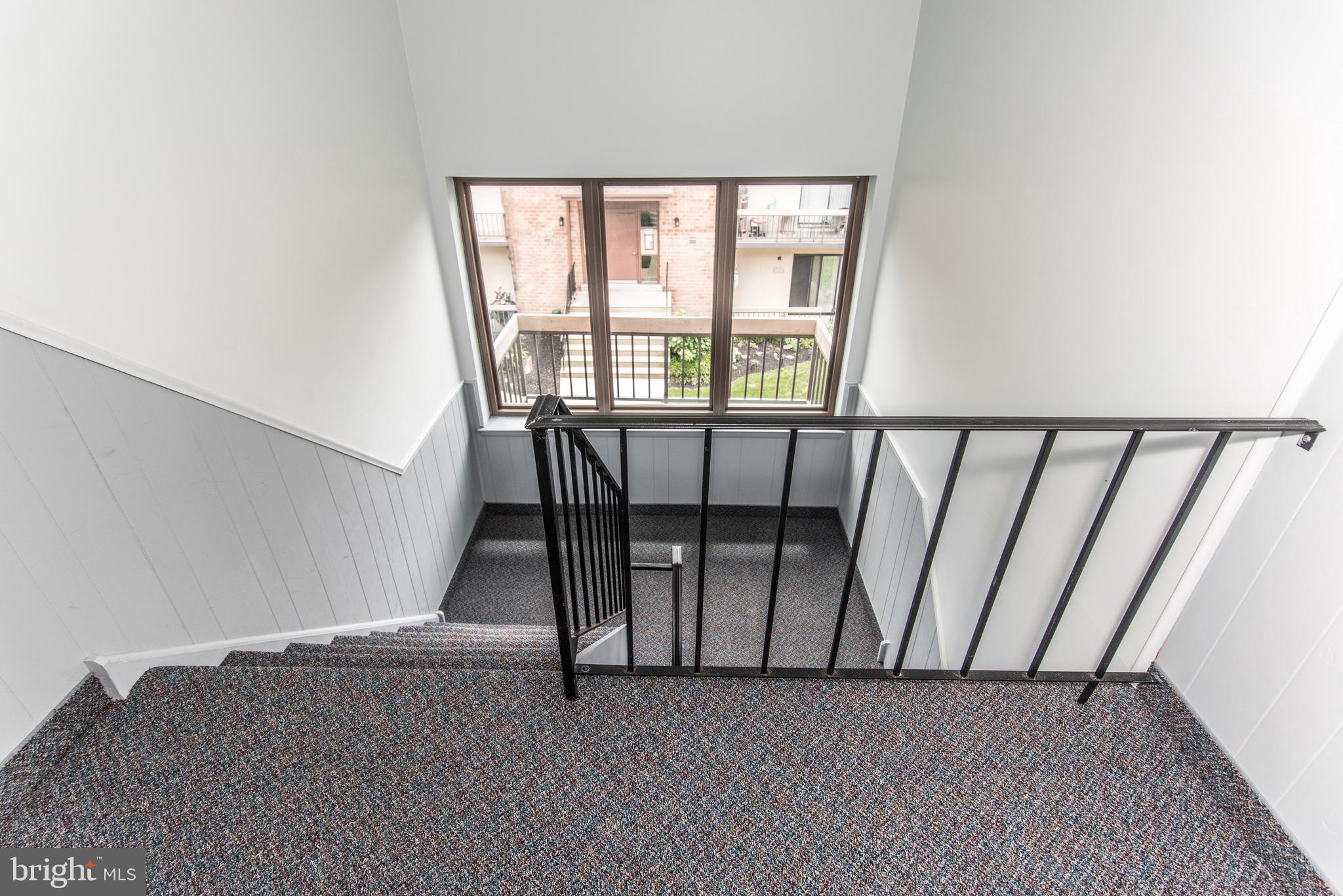 50301 Delaire Landing Road, Unit 301 Philadelphia, PA 19114 - Photo 3 of 31