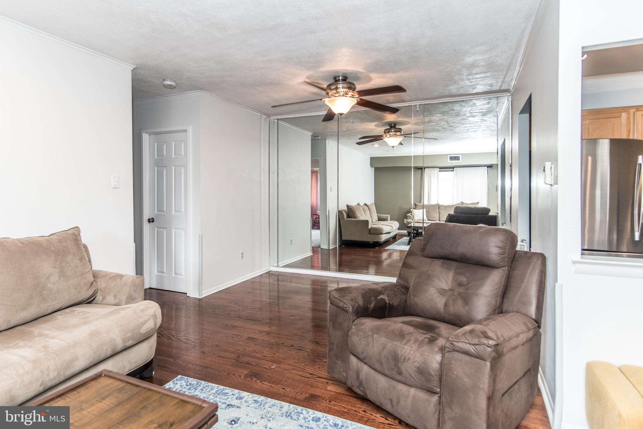 50301 Delaire Landing Road, Unit 301 Philadelphia, PA 19114 - Photo 7 of 31