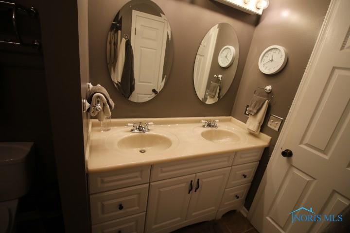 28403 Simmons Road Perrysburg, OH 43551 - Photo 24 of 26 Gallery Image 24