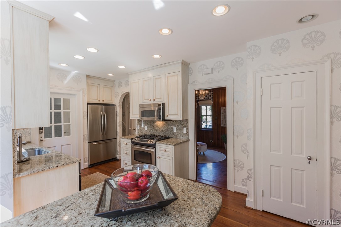 3814 Dover Road Richmond, VA 23221 - Photo 14 of 48 There is a pantry closet, back hall with powder ro