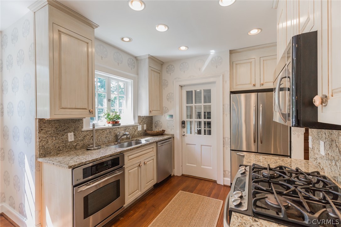 3814 Dover Road Richmond, VA 23221 - Photo 16 of 48 Gallery Image 16