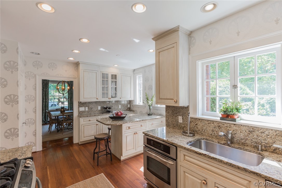 3814 Dover Road Richmond, VA 23221 - Photo 17 of 48 Gallery Image 17