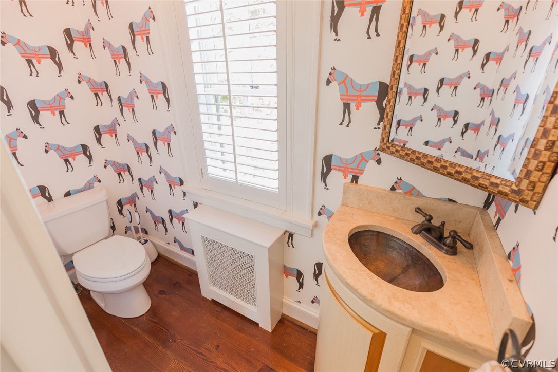 3814 Dover Road Richmond, VA 23221 - Photo 18 of 48 The powder room features a corner sink with cabine