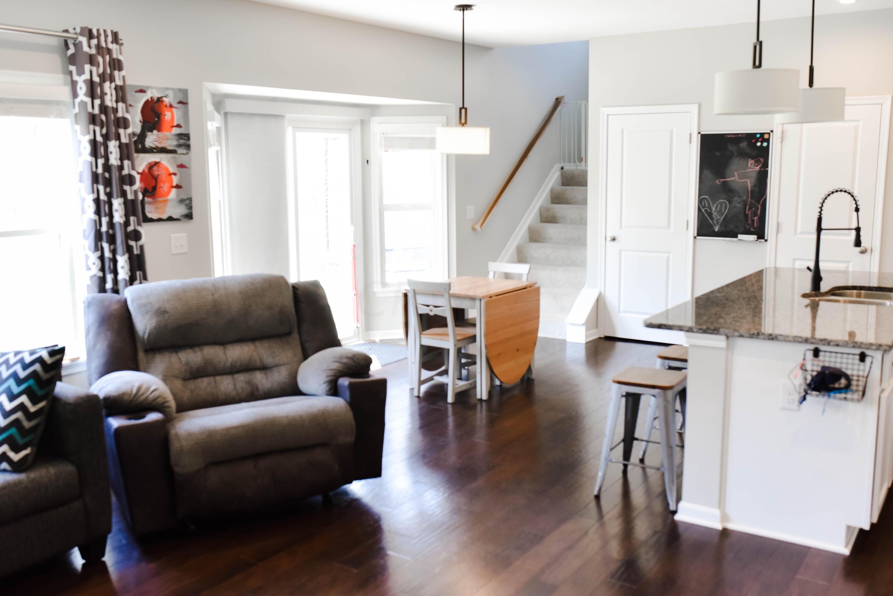 502 Randall Road Delaware, OH 43015 - Photo 8 of 37 DSC_2307