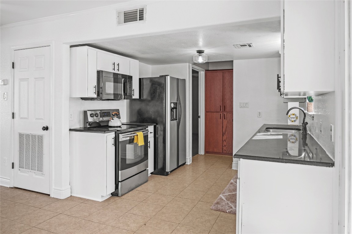 3300 Lake Inks Avenue Killeen, TX 76543 - Photo 6 of 32