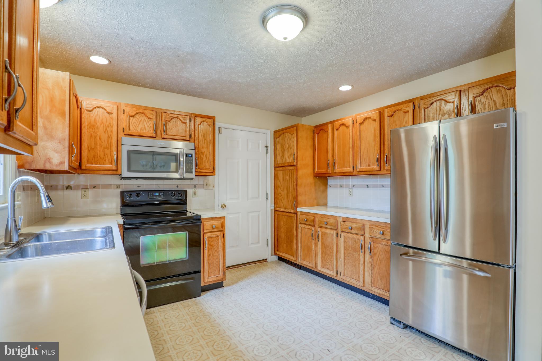 104 Canyon Road Winchester, VA 22602 - Photo 14 of 33 Gallery Image 14