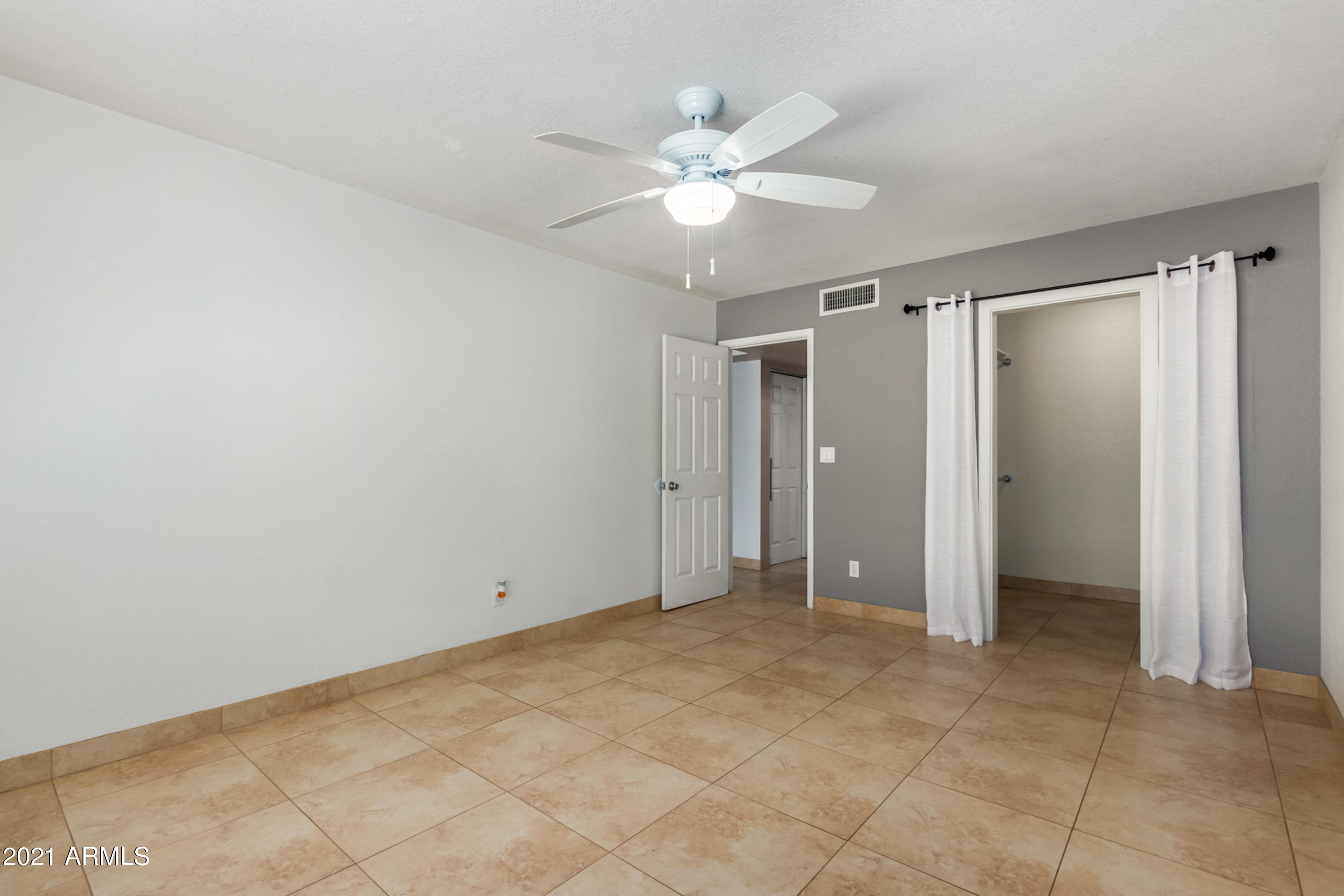700 East Mesquite Circle, Unit R123 Tempe, AZ 85288 - Photo 10 of 28 a view of an empty room