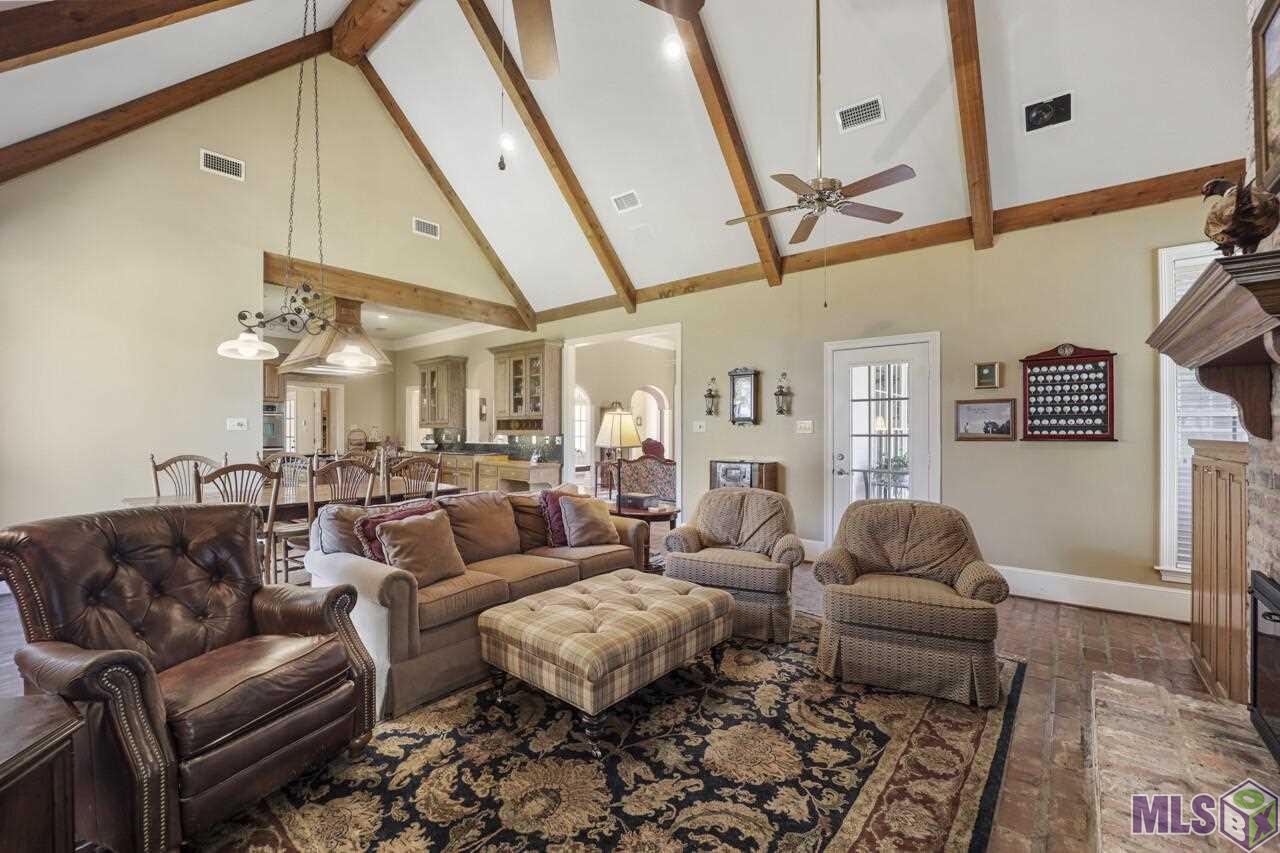 17511 Crossing Boulevard Baton Rouge, LA 70810 - Photo 12 of 40