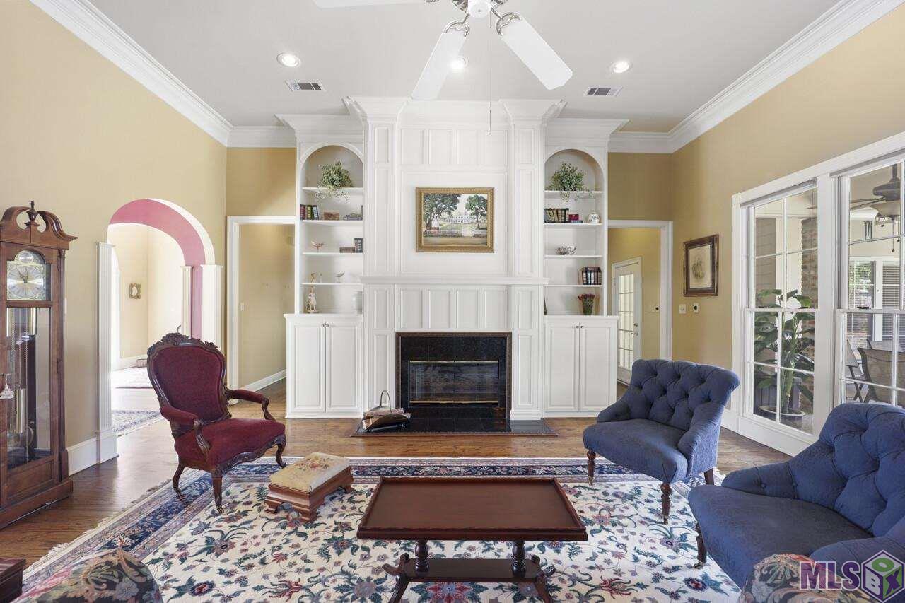 17511 Crossing Boulevard Baton Rouge, LA 70810 - Photo 8 of 40