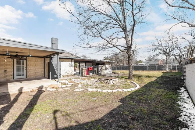 $179,900 | 1700 18th Street, Brownwood, TX 76801