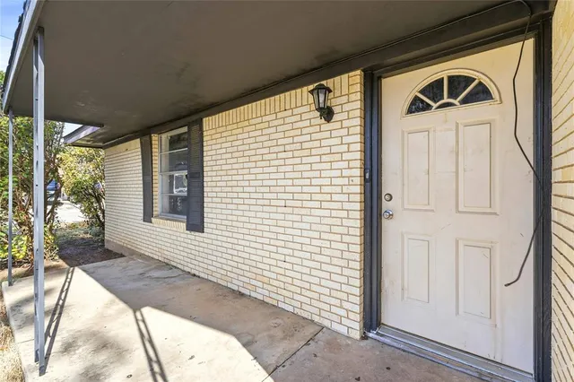 $179,900 | 1700 18th Street, Brownwood, TX 76801