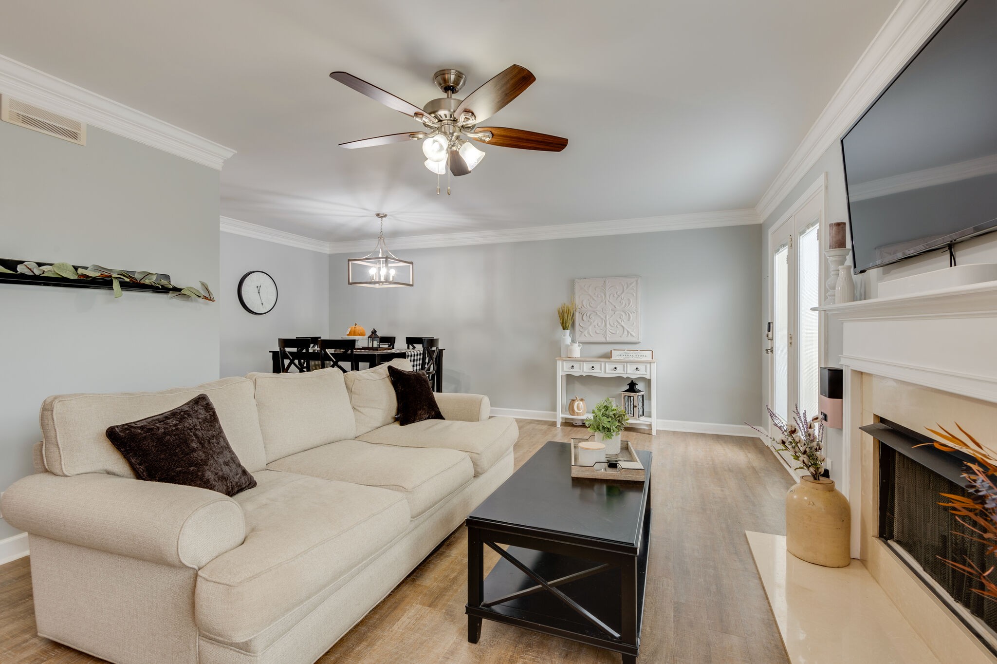 1368 General George Patton Road Nashville, TN 37221 - Photo 8 of 30 a living room with furniture and a fireplace