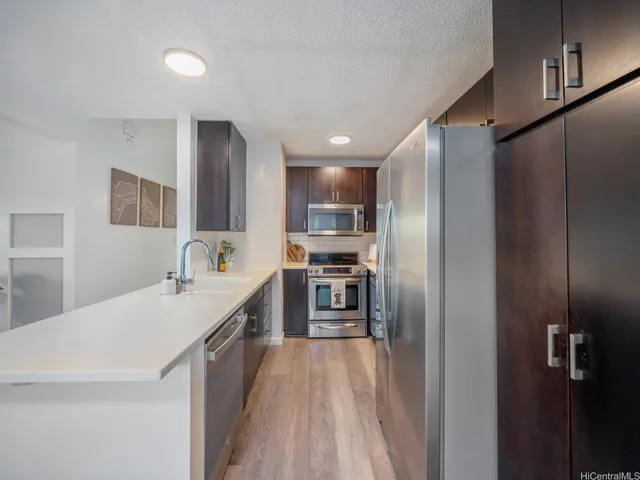 $580,750 | 594 Mananai Place, Unit 21T, Honolulu, HI 96818